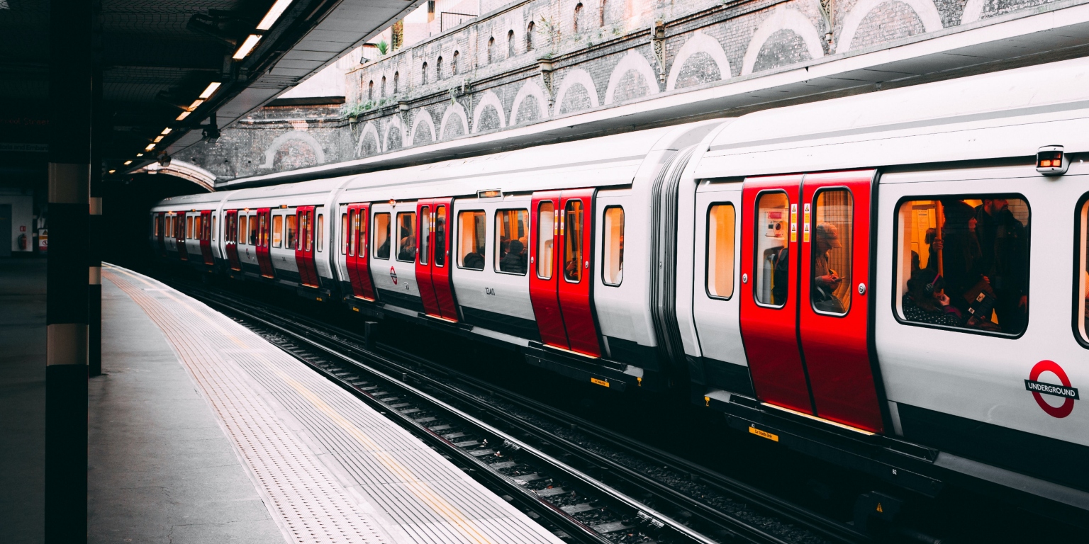 Rail and network Application image